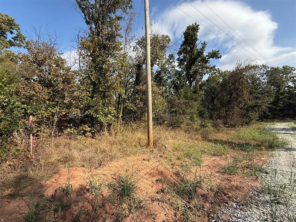 Photo 5 — 14 West Street, Noble, OK 73068