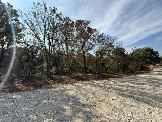 Photo 2 — 21 West Street, Noble, OK 73068