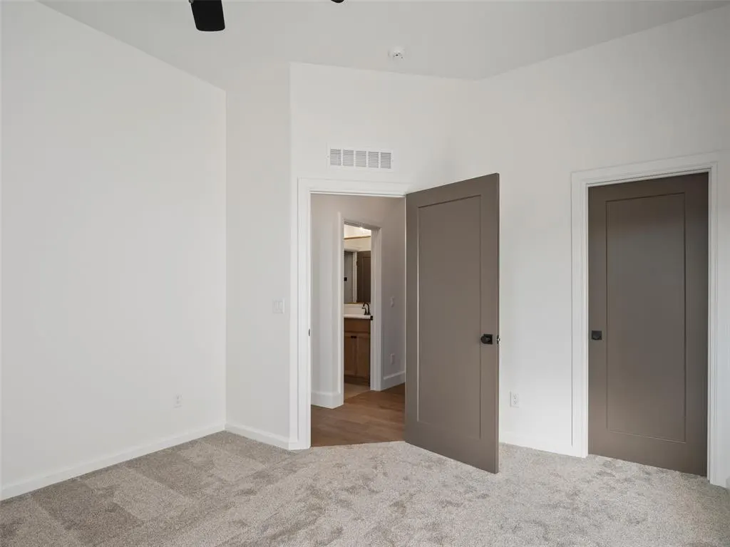 Photo 8 — 11808 Thomas Trail, Oklahoma City, OK 73173
