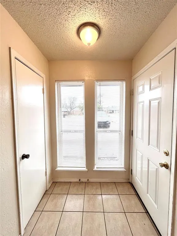 Photo 8 — 905 Aspen Court 905, Noble, OK 73068