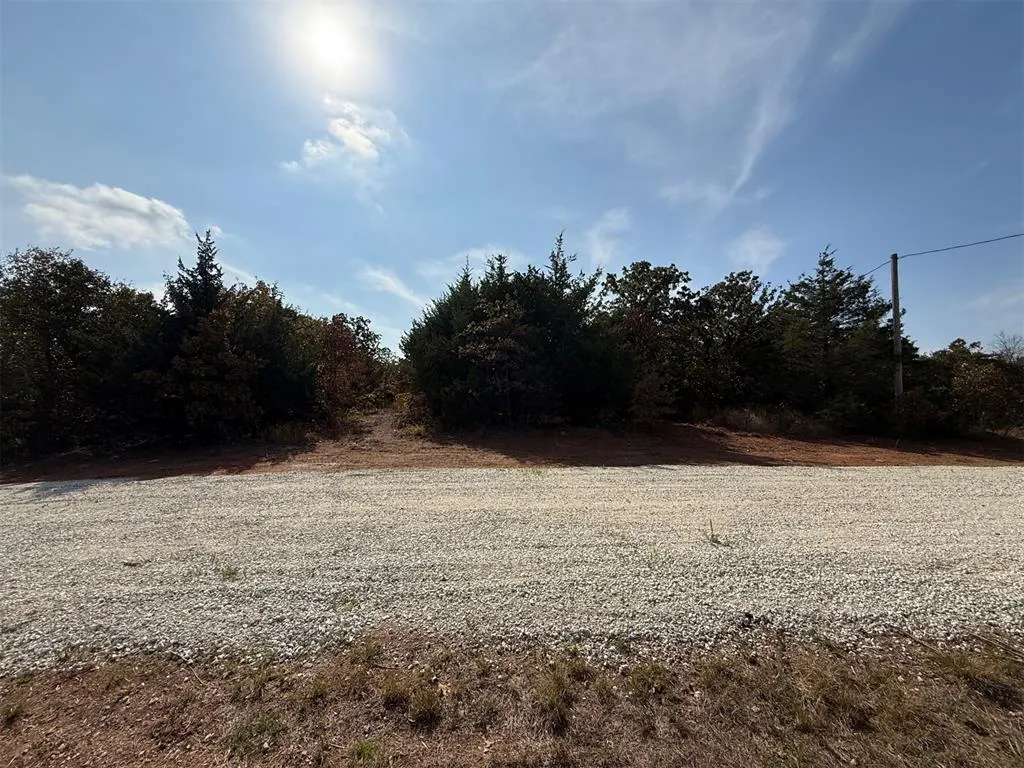 Photo 5 — 19 West Street, Noble, OK 73068