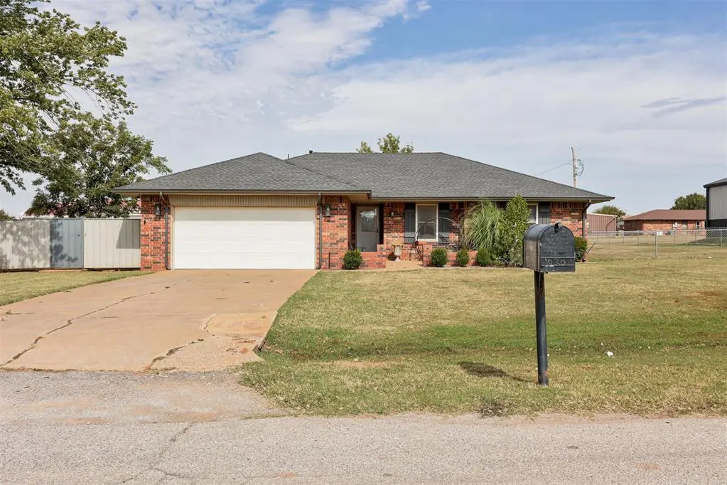 Front exterior — 1020 Robin Lane, Kingfisher, OK 73750
