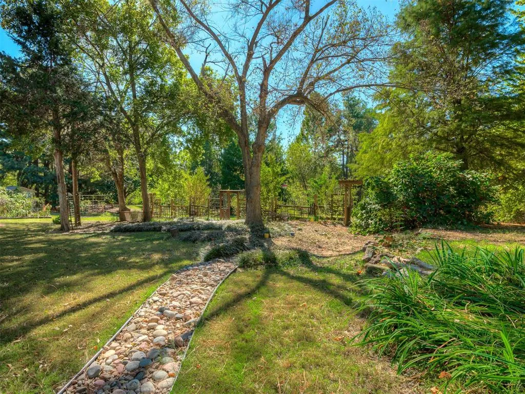 Photo 40 — 12732 SE 38th Street, Choctaw, OK 73020