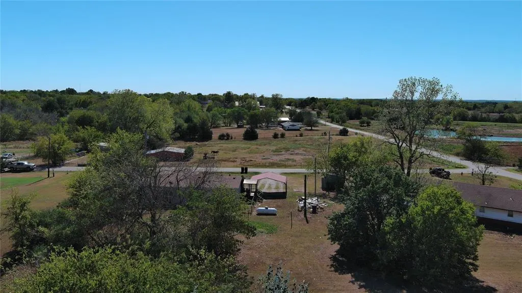 Photo 11 — 514 Jerry Lane Street, Maud, OK 74854