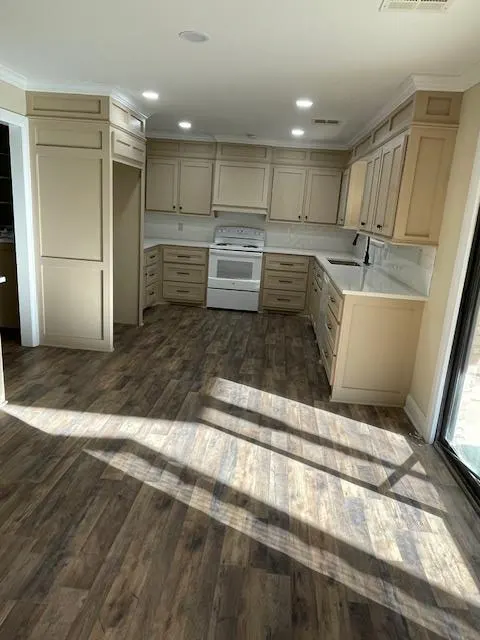 Photo 23 — 10700 S Sooner Road, Oklahoma City, OK 73165