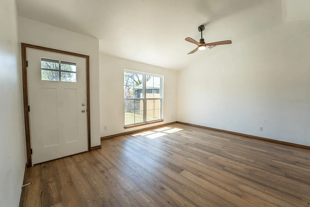Photo 20 — 129 SE 23rd Street, Oklahoma City, OK 73129