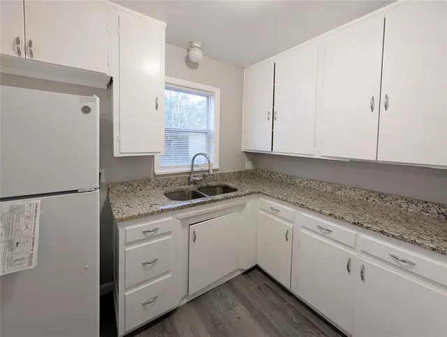 Photo 7 — 221 E Myrtle Drive, Oklahoma City, OK 73110