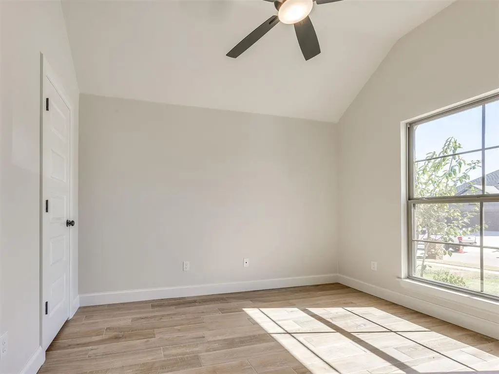Photo 13 — 9221 SW 44th Terrace, Oklahoma City, OK 73179
