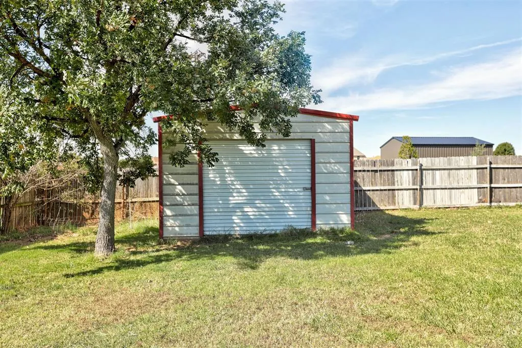 Photo 39 — 15 Prairie view Road, Elgin, OK 73538