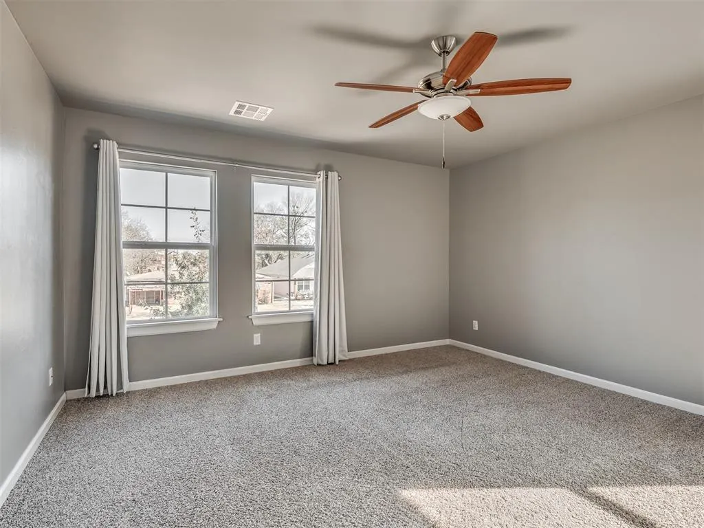 Photo 8 — 513 N Main Street, Arcadia, OK 73007