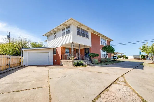 Photo 2 — 5309 N Shartel Avenue, Oklahoma City, OK 73118