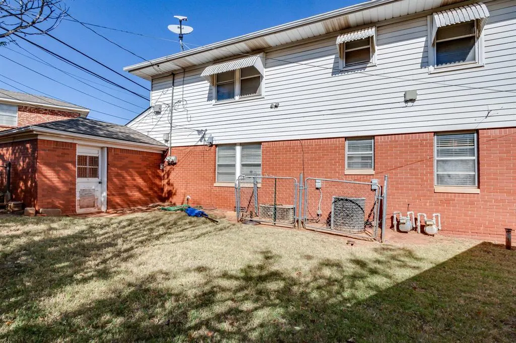 Photo 14 — 5309 N Shartel Avenue, Oklahoma City, OK 73118