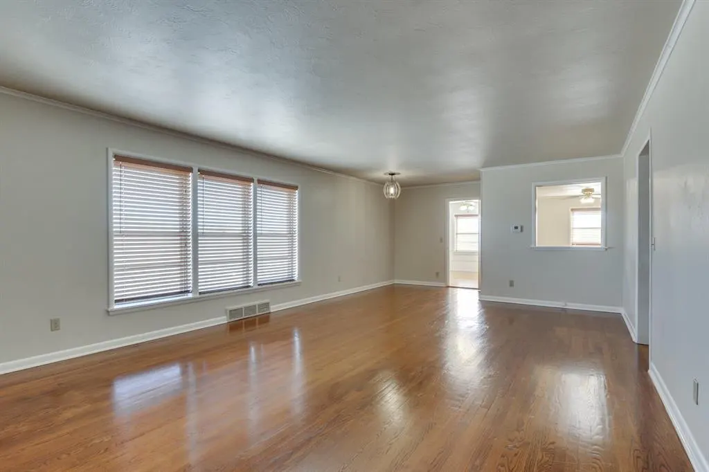 Photo 19 — 5309 N Shartel Avenue, Oklahoma City, OK 73118