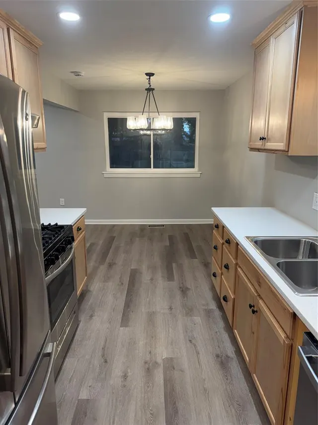 Photo 8 — 712 Willow Ridge Place, Edmond, OK 73003