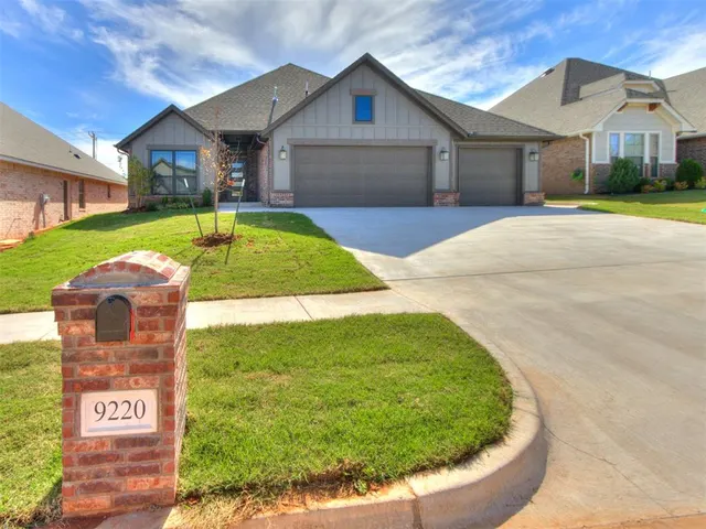 Photo 2 — 9220 SW 44th Terrace, Oklahoma City, OK 73179
