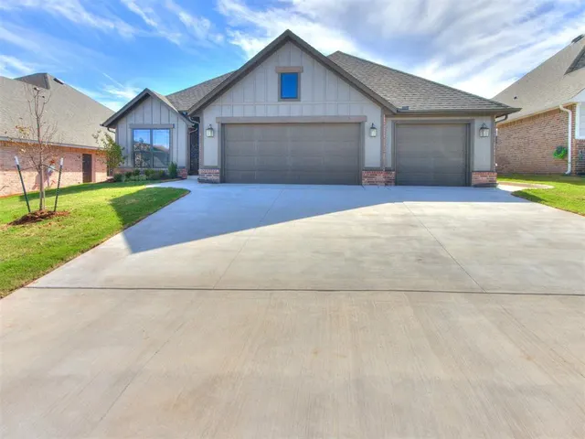 Photo 3 — 9220 SW 44th Terrace, Oklahoma City, OK 73179