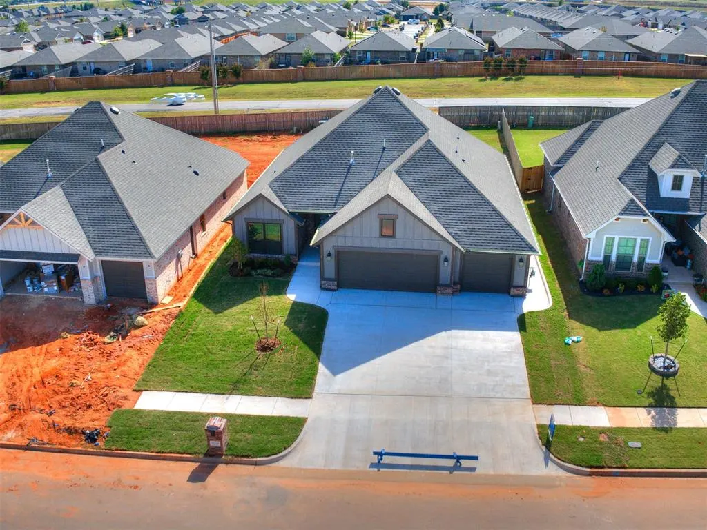 Photo 10 — 9220 SW 44th Terrace, Oklahoma City, OK 73179