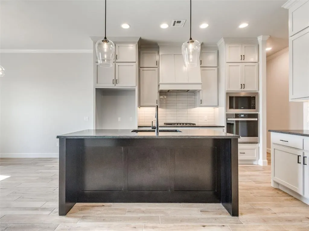 Photo 30 — 9220 SW 44th Terrace, Oklahoma City, OK 73179