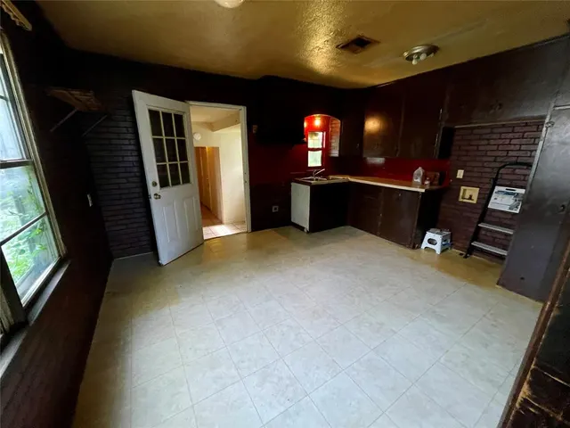 Photo 5 — 3541 NW 52nd Street, Oklahoma City, OK 73112