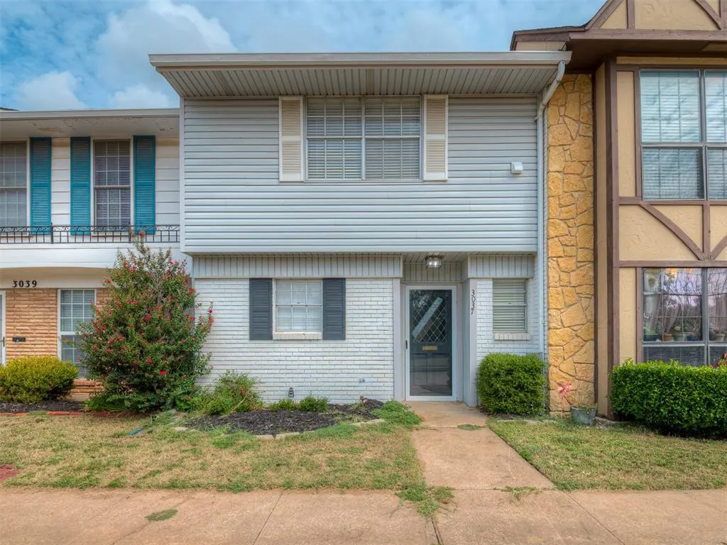 Photo 2 — 3037 W Wilshire Boulevard, Oklahoma City, OK 73116