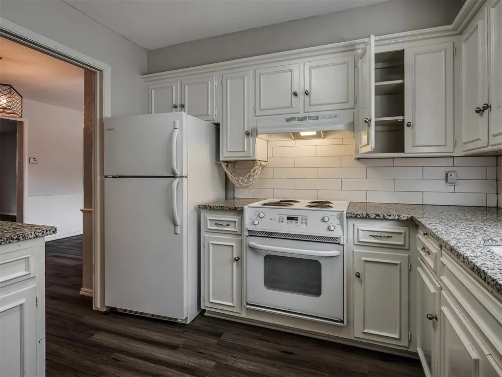 Photo 17 — 3037 W Wilshire Boulevard, Oklahoma City, OK 73116