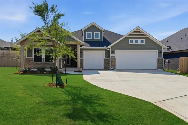 Front exterior — 3017 James Way, Guthrie, OK 73044