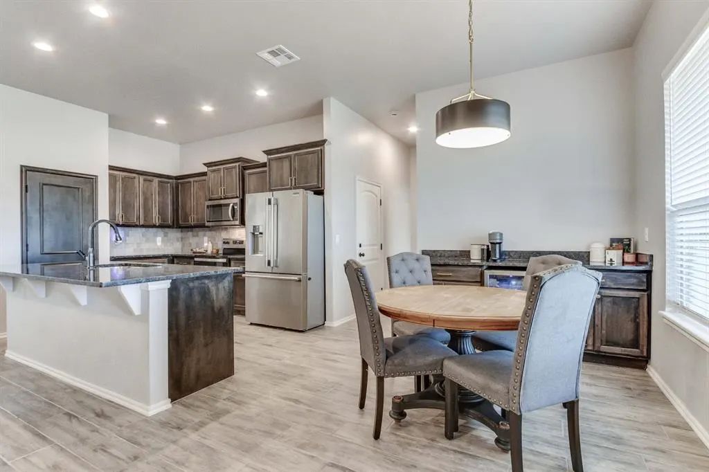 Photo 7 — 29999 Triple Crown Place, Cashion, OK 73016