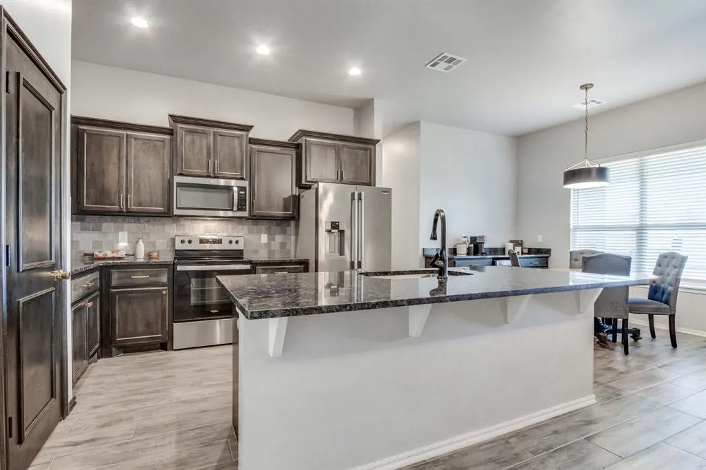 Photo 9 — 29999 Triple Crown Place, Cashion, OK 73016
