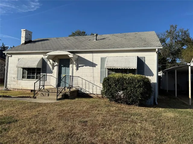 Front exterior — 812 Hoover Street, Seminole, OK 74868