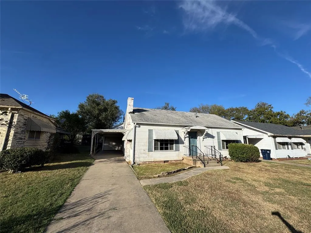 Photo 2 — 812 Hoover Street, Seminole, OK 74868