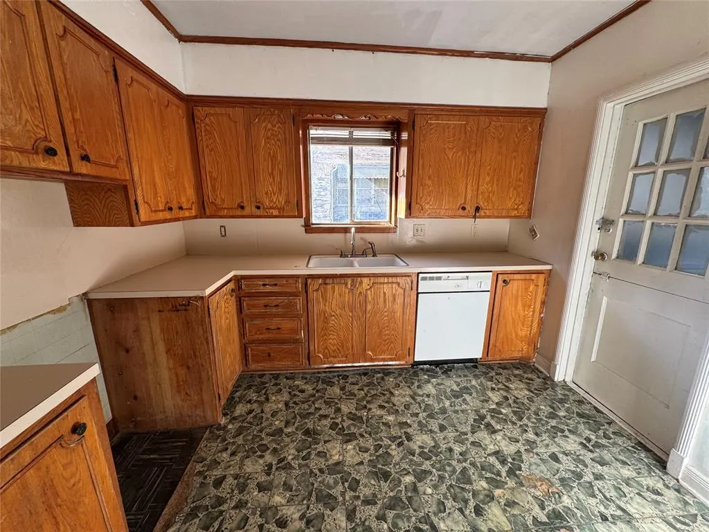 Photo 13 — 812 Hoover Street, Seminole, OK 74868