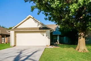 Sold home at 7623 NW 105th Terrace