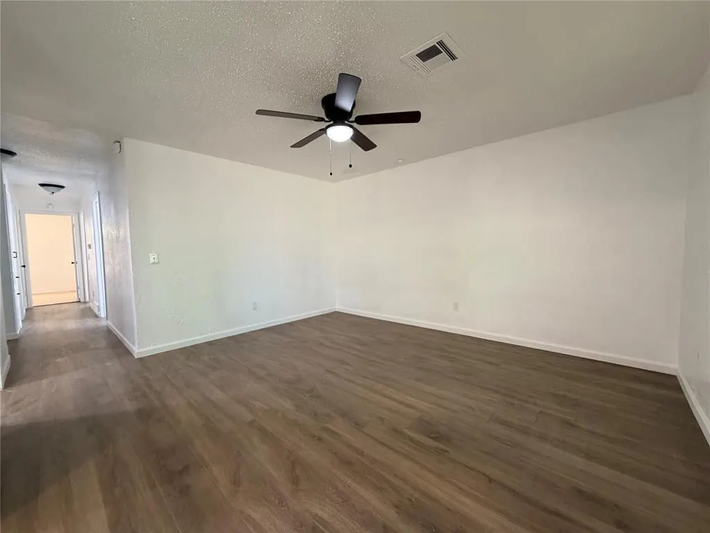 Photo 7 — 5313 Brookdale Drive, Oklahoma City, OK 73135