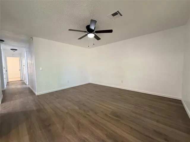 Photo 7 — 5313 Brookdale Drive, Oklahoma City, OK 73135