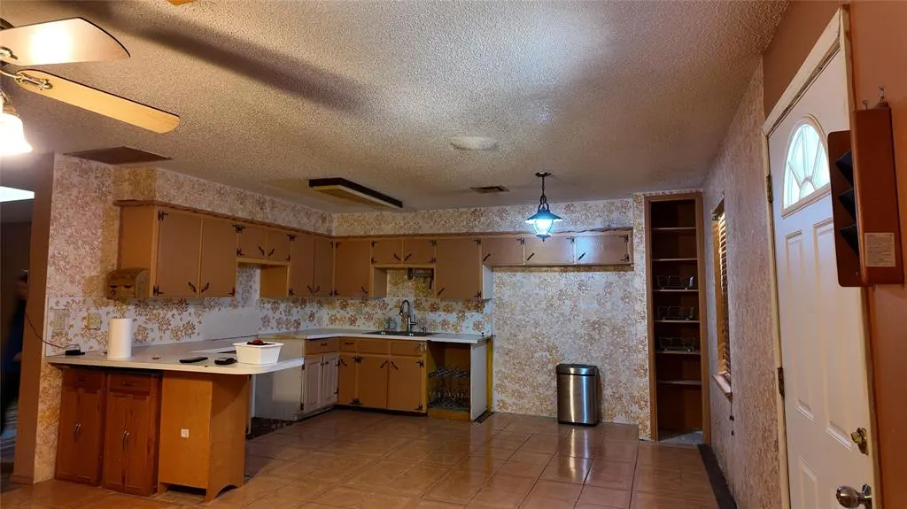Photo 11 — 3617 N Hilltop Drive, Sulphur, OK 73086