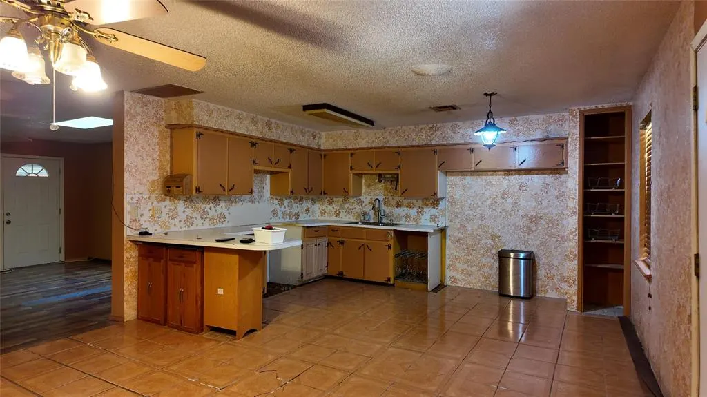 Photo 12 — 3617 N Hilltop Drive, Sulphur, OK 73086