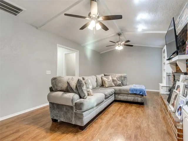 Photo 3 — 4124 Overland Drive, Oklahoma City, OK 73115