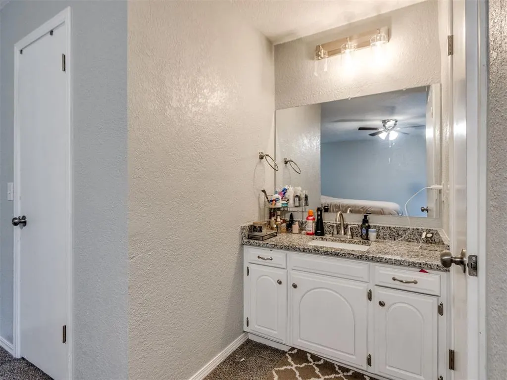 Photo 14 — 4124 Overland Drive, Oklahoma City, OK 73115
