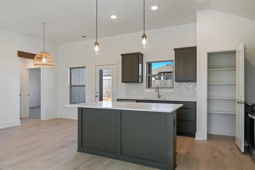 Photo 6 — 310 Woodrock Street, Harrah, OK 73045