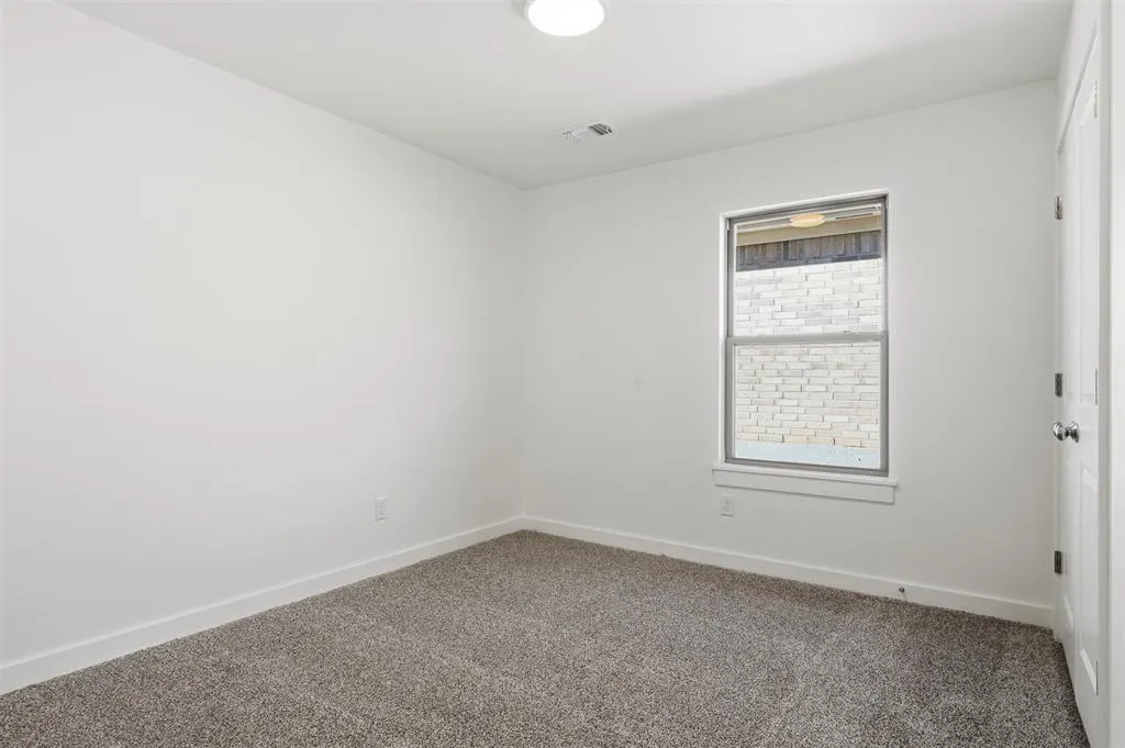 Photo 23 — 310 Woodrock Street, Harrah, OK 73045