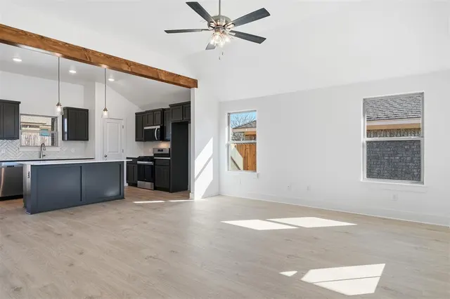Photo 4 — 310 Woodrock Street, Harrah, OK 73045