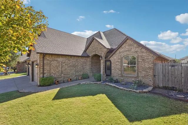 Photo 5 — 8900 NW 110th Street, Oklahoma City, OK 73162