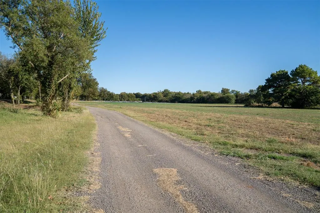 Photo 13 — 6926 N 77 Highway, Wynnewood, OK 73098