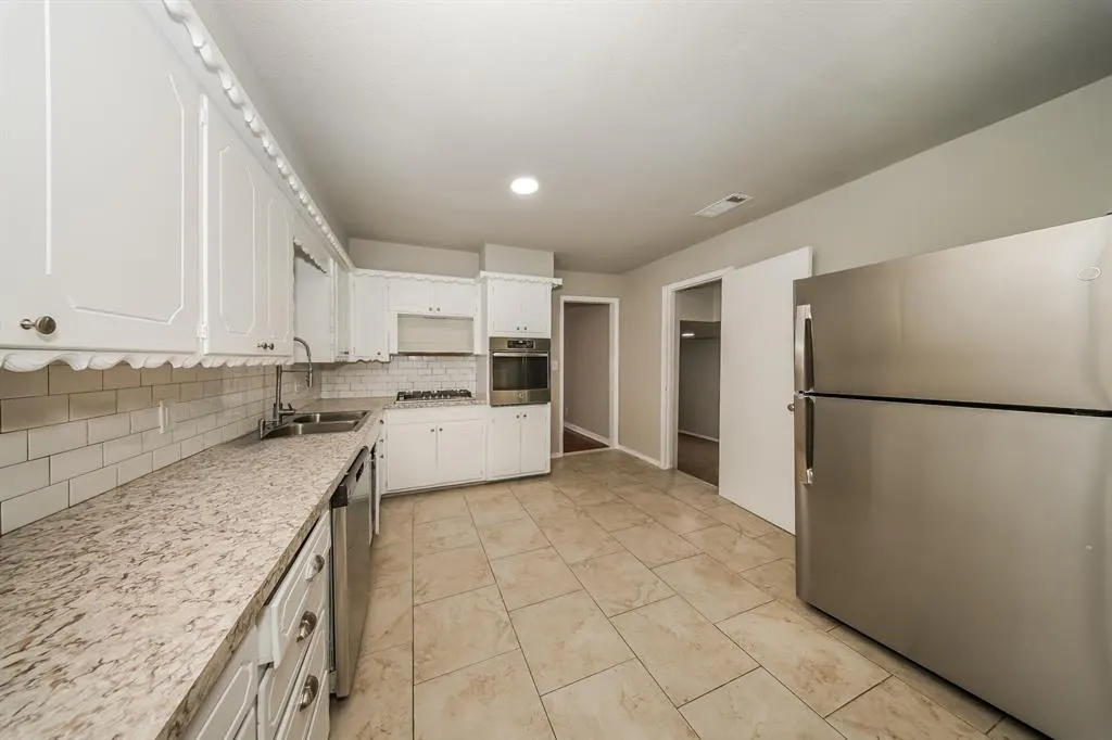 Photo 4 — 5206 N Beaver Avenue, Bethany, OK 73008