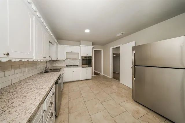 Photo 4 — 5206 N Beaver Avenue, Bethany, OK 73008