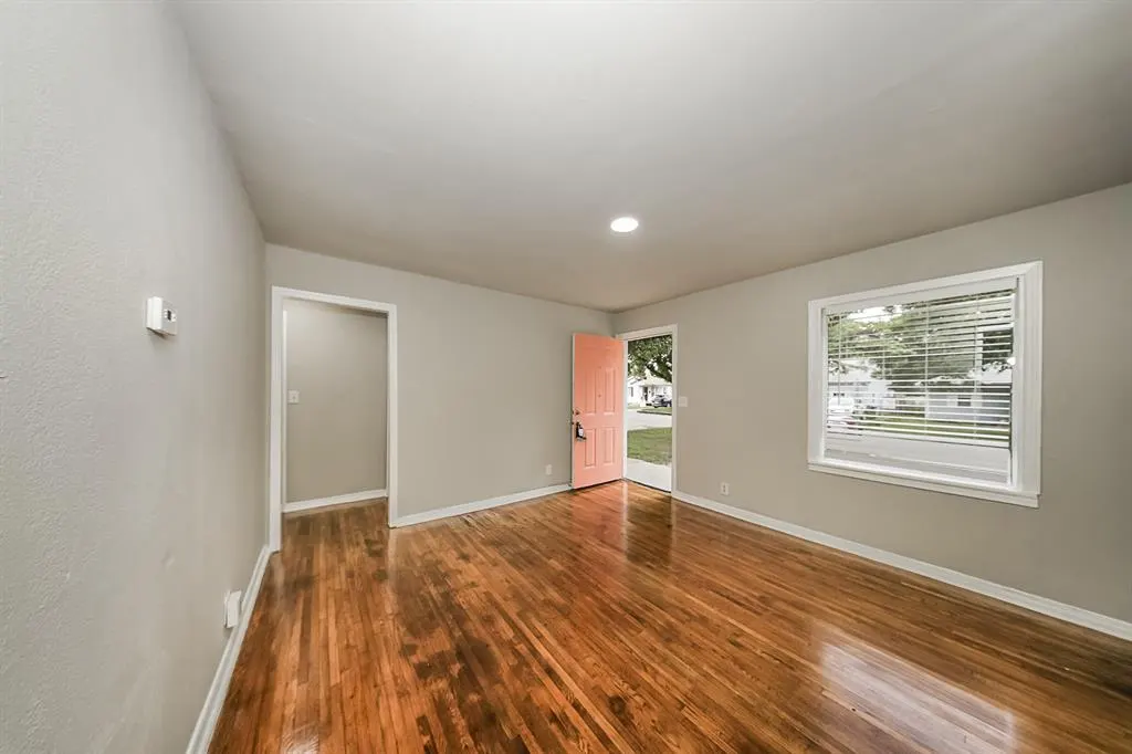 Photo 5 — 5206 N Beaver Avenue, Bethany, OK 73008