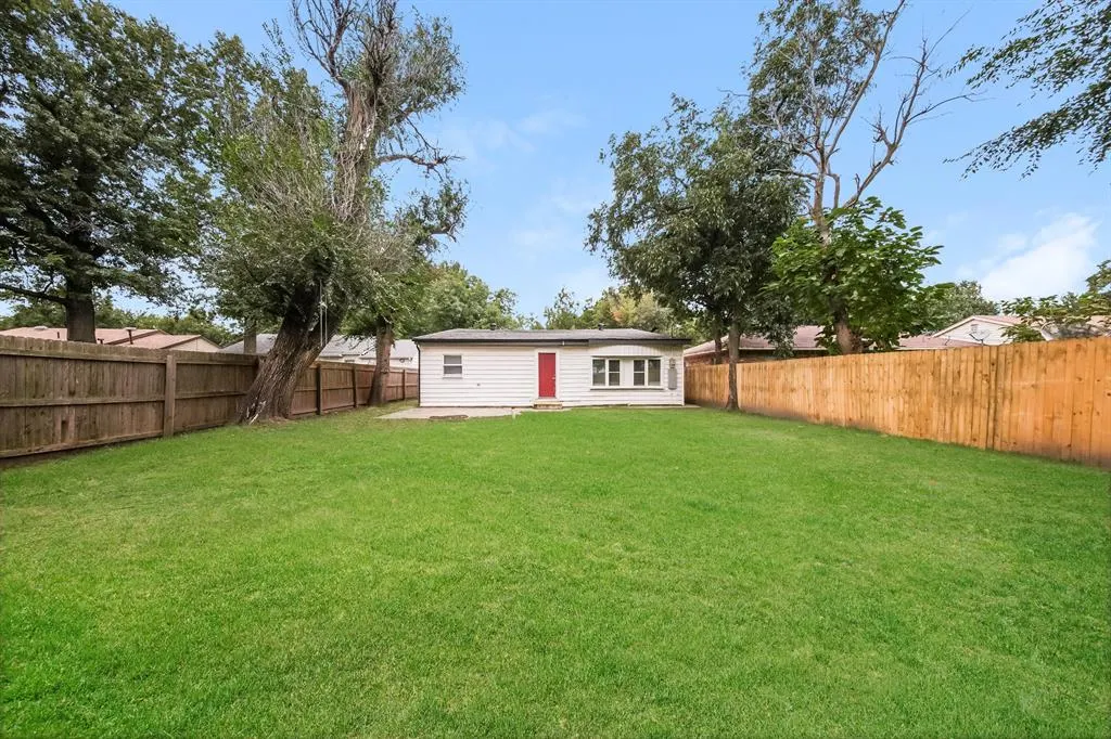 Photo 11 — 5206 N Beaver Avenue, Bethany, OK 73008