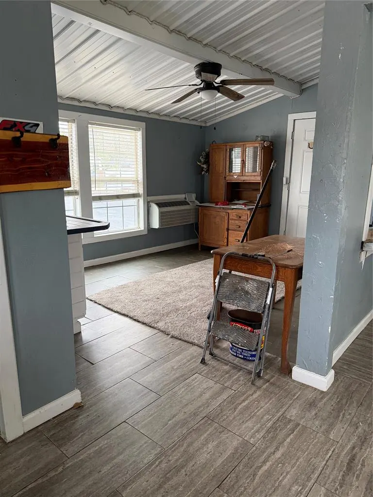 Photo 12 — 421 N Harrison Avenue, Shawnee, OK 74801