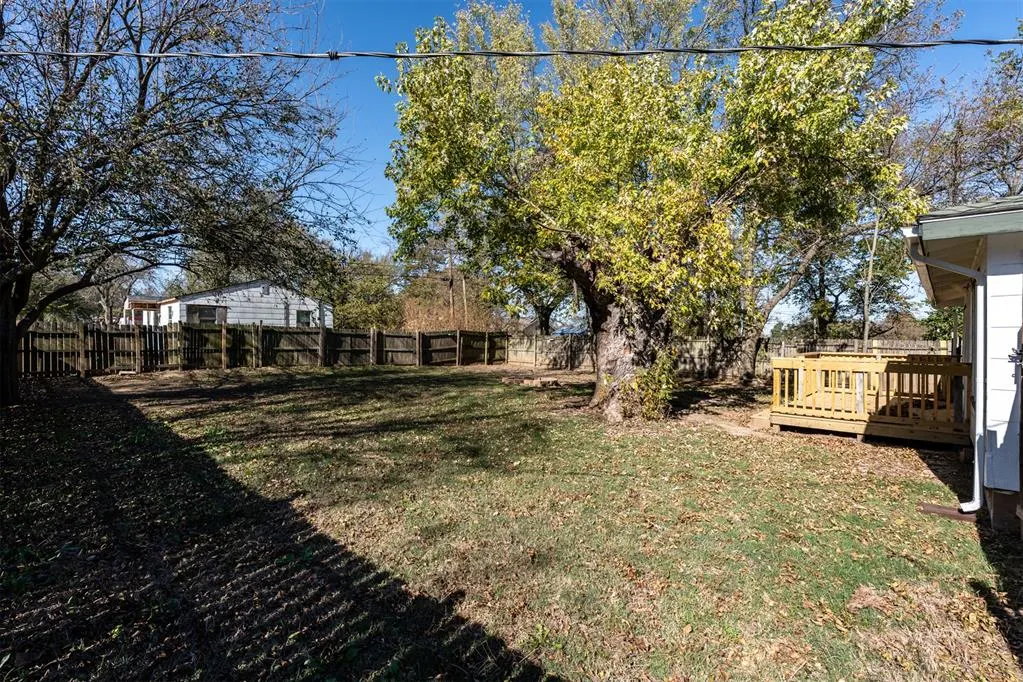 Photo 19 — 121 S Seventh Street, Okemah, OK 74859