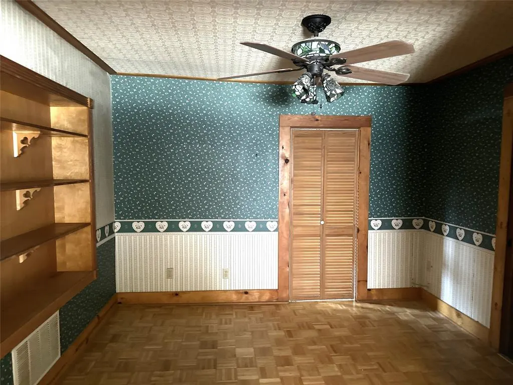 Photo 9 — 413 Main Street, Maysville, OK 73057
